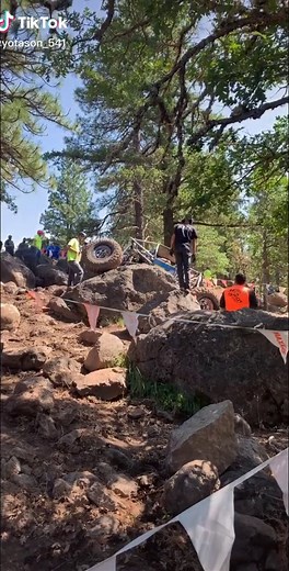 WeROCK is in Goldendale, WA this weekend! Who’s going? #pnw #oregoncheck #washingtoncheck #rockcrawling #crawler #flex #fyp