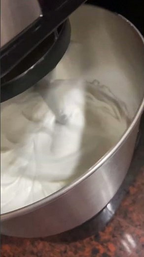 Hamilton Beach 4-Quart Stand Mixer Review: 7 Speeds & Powerful 300W Motor for Perfect Dough! 🍞🍪