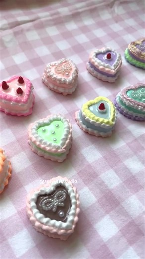 Heart Cake Keychain, Cute Miniature Food Pastel Bag Charm, Coquette Bow Vintage Cake, Kawaii Bag Accessory Pink Dessert Gift for Her Foodie - Etsy