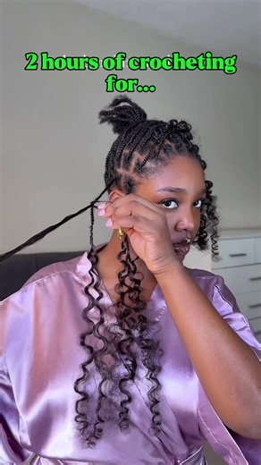 Viral miracle knots x crochet hair — and now I’m hooked!🔥 🌸 Burmese curly | 20” • 2 packs = soft, full, natural volume ✨ Lightweight & protective, no tangles ✨ Pre-sectioned strands for easy install 🔗 Shop via l!nk in my bi0 (search hair name “ELF7116”) 🙋🏽‍♀️ If can’t find this hair please message me~ 🤑 Coupon Code “Tiktok” . . . . . . . . . #crochethair #twistout #braidout #protectivestyles