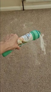 Glade cleaning carpet- Glade shake n'vac™ with odour neutraliser MAGNOLIA & VANILLA