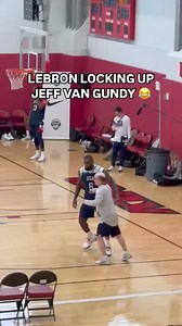 Lebron playing defense on Jeff Van Gundy😂 | Che Che