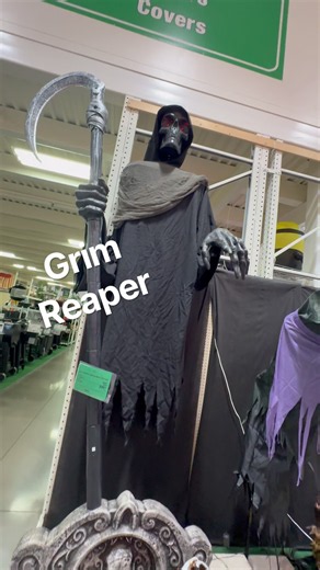 FLOATING GRIM REAPER HALLOWEEN ANIMATRONIC MENARDS #grimreaper #halloween #animatronics