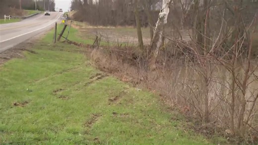 4 people dead following car crash in Seneca County