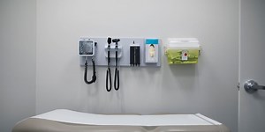 Hawaii Island moms accuse their children’s doctor of inappropriate behavior