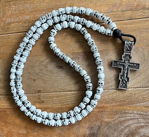 Large Stainless Steel Eastern Orthodox Crucifix With 100 White Skull 11mm Plastic Beads. #550 Paracord. - Etsy