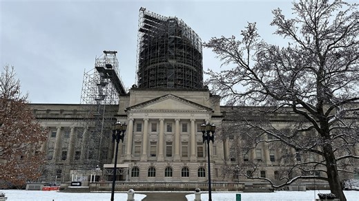 Bill aims to return state employees to offices, ban remote work