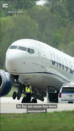 United cockpit audio reveals moments after plane slips off Houston taxiway