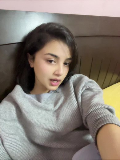 redmonkeybutt (@red_monkeybutt)’s videos with Originalton - music lyrics