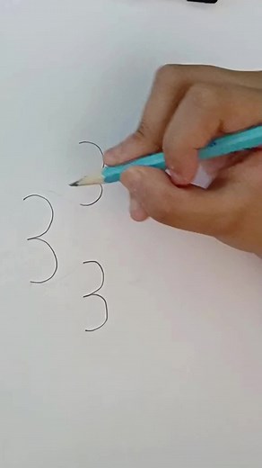 Cómo Dibujar un Pez Usando el Número 3
