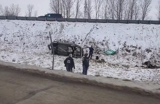 Intoxicated driver does ‘Dukes of Hazzard’ jump over West Michigan freeway bridge, police say
