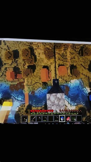 Minecraft Bucket Clutch Challenge 😱 | From Sky Jump 💧🔥#minecraft#minecraftshorts#gaming#bucketclutch