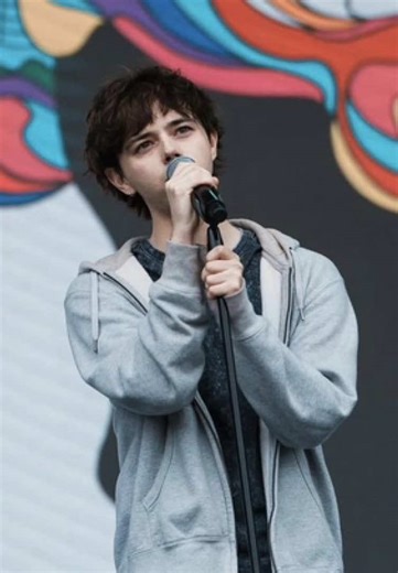 Jack Wolfe Sings 'I’m Alive' at West End Live 2024