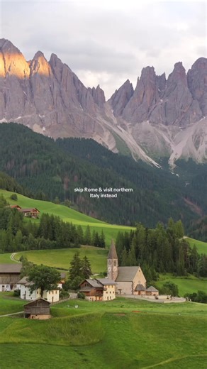 skip the crowds in Rome and visit the Dolomites #italytravel #italytravelguide #dolomites