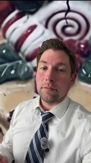 People are using AI to steal from sellers on eBay. Look at what happened in this example. Two different photos with some obvious differences. Be careful you sellers! #ebayscam #ebayseller #reseller #resellercommunity #scams