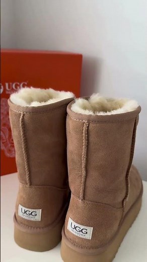 Styling Platinum Short UGG Boots 💃 Fashion Meets Comfort in Every Step!