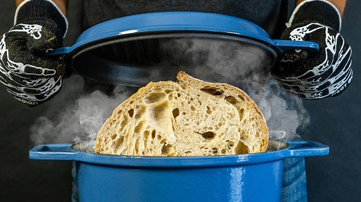 How to make sourdough bread in a Dutch oven with crispy crust and soft crumb