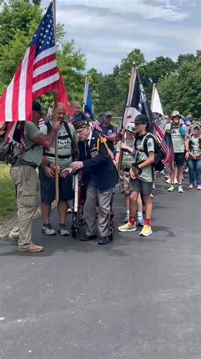 CPL. John Hodges U.S. Army – Ammunition Specialist 950th Antiaircraft Artillery Automatic Weapons Battalion - Battery D New Guinea, Luzon, Philippines. My Great Uncle. WWII Veteran and 101 years old. Thank you Tobie Panos Photography for capturing this memory. #WWIIVeteran #101YearsYoung #ArmyVeteran #LivingHistory #SaluteToService #VeteranStories | Vietnam Veteran Club