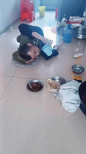 5.7K views · 25 reactions | Daily cooking for people with disabilities.#disability [7499081931972185366] #disabled #fypviralシ | Kilponga12 | Facebook