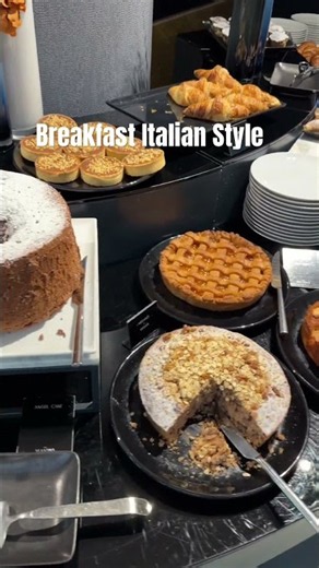 Italian Breakfast Heaven 🇮🇹🥐 | La Dolce Vita Starts Here