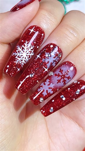 135K views · 2.6K reactions | ✨ Christmas vibes on your fingertips! ❤️❄️ Classic red meets snowy white — the perfect holiday combo.☃️  Use @Rarjsm Gel Nail Polish:  Starry Night – Red Glitter Gel Nail Polish  Find it in my bio! #rarjsm #rarjsmgelpolish #fyp #NailArt #RedNails #SnowflakeNails #ChristmasNails #SnowflakeNails #RedManicure #WinterVibes | Rarjsm Gel Nail Polish | Facebook