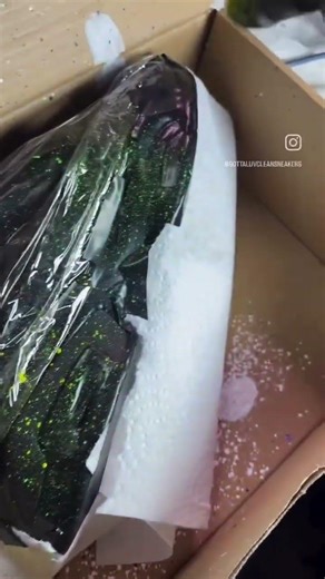 Splatter paint process 🫟 #sneakers