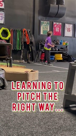 Working on ⚾️Pitching mechanics, Learning to pitch the right way!🔥