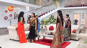 Sembarathi is a Tamil romantic family television series starring Priya Raman, Shabanaa and Karthik in the lead. This is a story of a poor girl Parvathi, whose father works as a driver to Akhilandeshwari, who is rich and arrogant woman. The journey of hardships that Parvathi goes through, after she is married to Adithya, son of Akhilandeshwari, is something you can’t give a miss. #Sembarathi | Zee Tamil