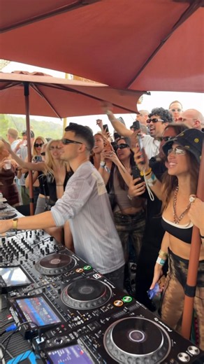 Insane vibe at Solid Grooves after party at Ibiza