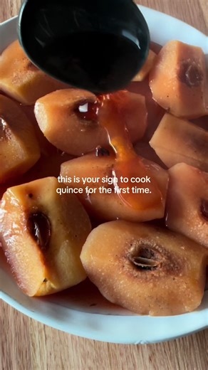 Easy Poached Quince Recipe | Winter Delight | Quince Recipe