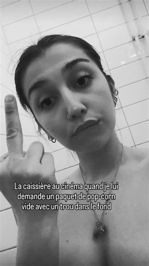 Jaddou 💜 on Instagram: "C'est sûrement elle qui doit nettoyer la salle après 😬"