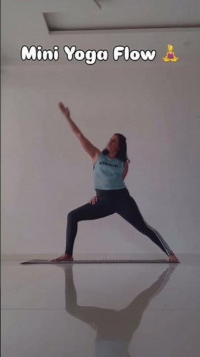 Mini Vinyas YOGA flow 🧘🏻‍♀️💁‍♀️🌿✨ #motivation #saanihub #yogagirl #health #saaniyoga