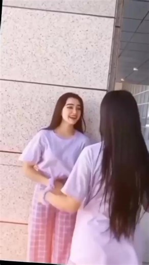 Videos de Shayra contreras (@erme.tiul4) con “sonido original - 🖤MERLINA🖤”