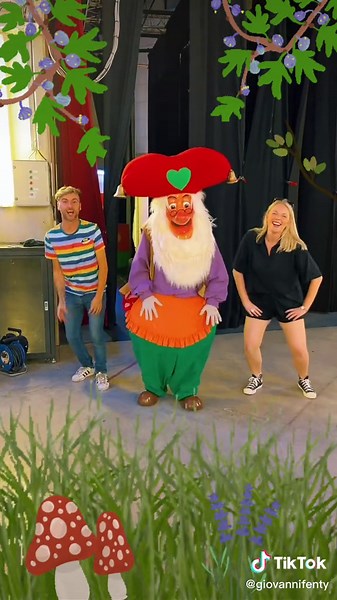 #foryoupage #fyp #summer #kabouter #kabouterplop #kabouterdans #plopsaland #plopsa #plopsaindoorhasselt #lutinplop #college #voorjou #voorjoupagina #dansetiktok