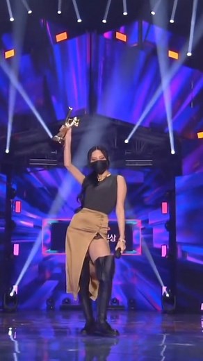 HWASA GLOBAL | 화사글로벌 on Instagram: "2 years ago, in 2019, Hwasa debuted as a solo artist. With just 3 songs (Don't, Twit, Maria), she has received 20 awards (domestic and international) out of a total of 51 award nominations across different fields from music to variety shows. * only official awards were counted °°°°° #HwaSa #화사 #华莎 #ファサ #AhnHyeJin #안혜진 #나의여름 #마마무 #mamamoo #kpop #hwasafancam #fancam #fanedit @_mariahwasa"