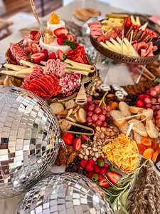 DIY Charcuterie Guide: Small Grazing Table Plan (25-50 Guests) (digital Download) - Etsy