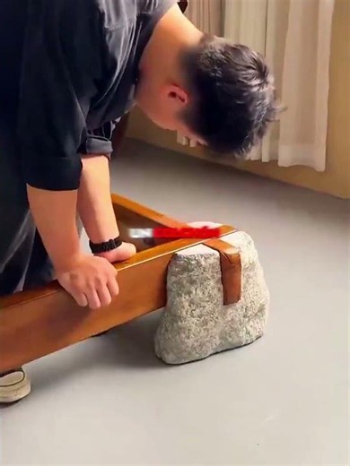 La cama era para el abuelo 🛏️