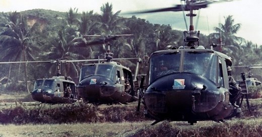 The 'Huey' - Legendary Workhorse of Vietnam War in 30 Pictures | War History Online