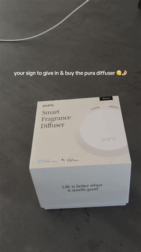 I thought this might be a pointless purchase… but it turned out to be so nice!! A good non-toxic switch, safer for the home, a wider selection of scents, & saves me $ by being able to program it!! #puradiffuser #pura #cozyhome @Pura