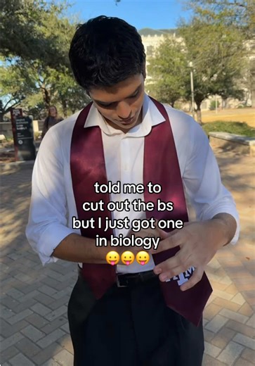 the mitochondria is literally the powerhouse of the cell don’t play | Biology