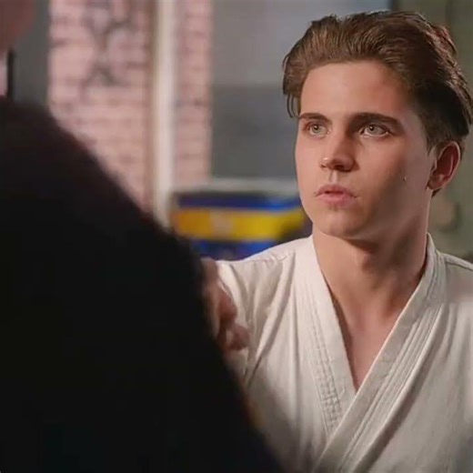 Robby Vs Terry Silver 🔥🥶☠️#edit #cobrakai #cobrakaiedits #cobrakaiseason4 #cobrakaieditz #robbykeene