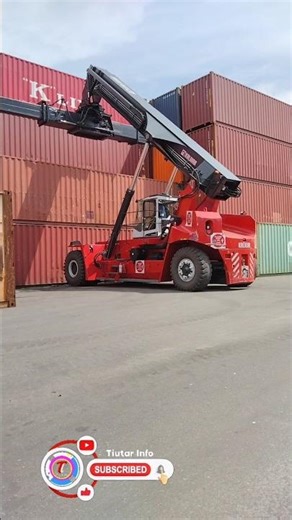 Kalmar Reach stacker with a tilting spreader for container handling