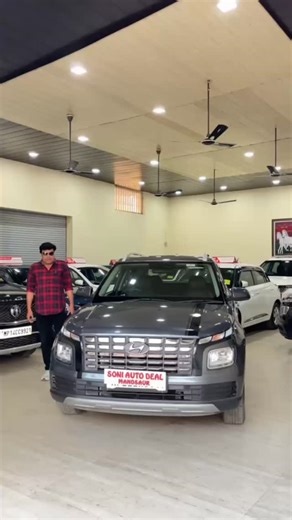 Soni Auto Deal Mandsaur on Instagram: "PRICE 6.75 LAKH (FIX RATE) FOR SELL . HYUNDAI VENUE 1.2 S (O) PETROL MODEL . 2022 DEC , OWNER 1ST K.M. 36009 RUNING WITH S.H SHOWROOM CONDITION CAR ,👌 CONTACT NO . 9827004779"