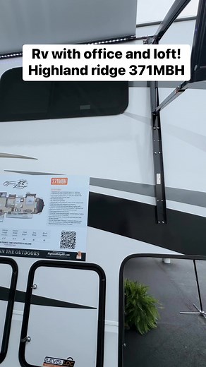 79K views · 999 reactions | I love this rv tour with an office and loft!! It’s a Highland ridge 371MBH #rvtour #rvlife #rvoffice #rvloft #rvfamily | Wild Thornbaileys | Facebook