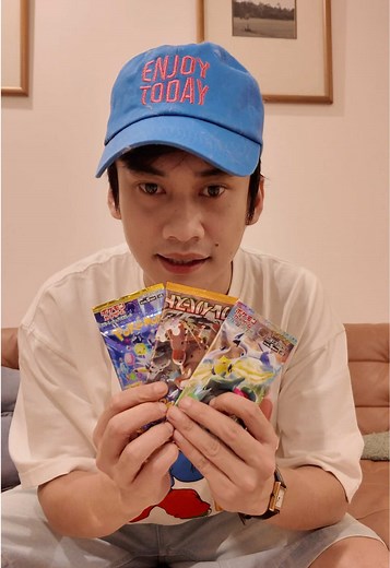 Buka Kartu Pokemon Evolution Mahal