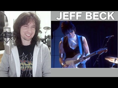 British guitarist analyses Jeff Beck's myriad of technique live in 2008!