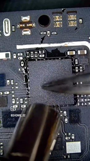 Fixing a PIN GRID IC #smartphone #problemfix #repair #tech