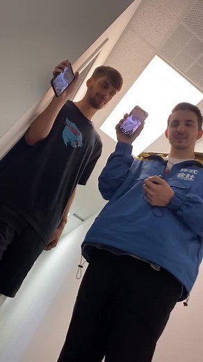 Hilarious Boy Swiping Incident Caught on Camera
