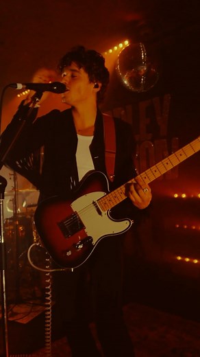 Bradley Simpson | Daisies, live from @100clublondon 🌼 watch the full performance on youtube xx | Instagram