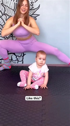 Middle split tutorial 👍 #tips #stretching #homeworkout #flexibility #flexible #gymnastics #splits